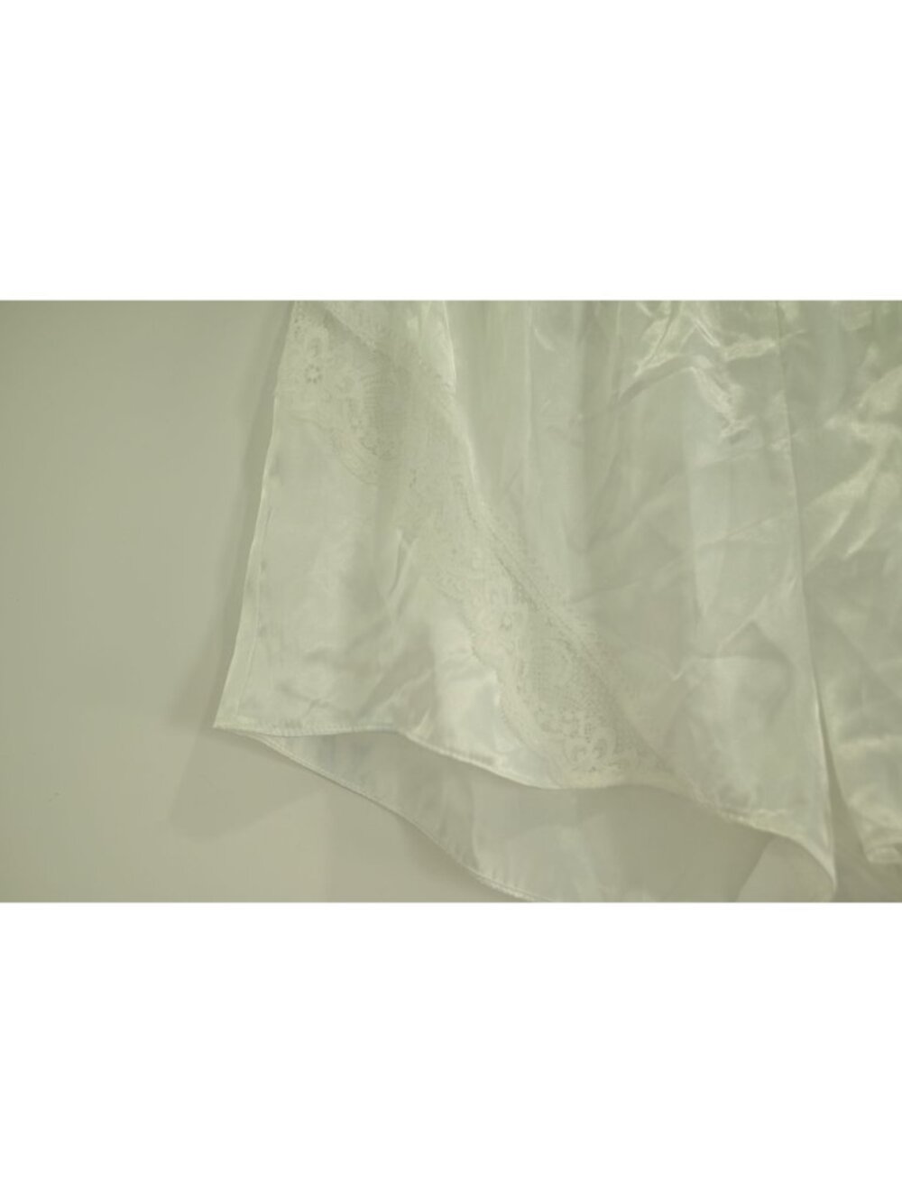 NWT Linea Donatella Sz S Ivory Satin Lace Sleep Shorts Pajama Lingerie RYL041 - Picture 3 of 5